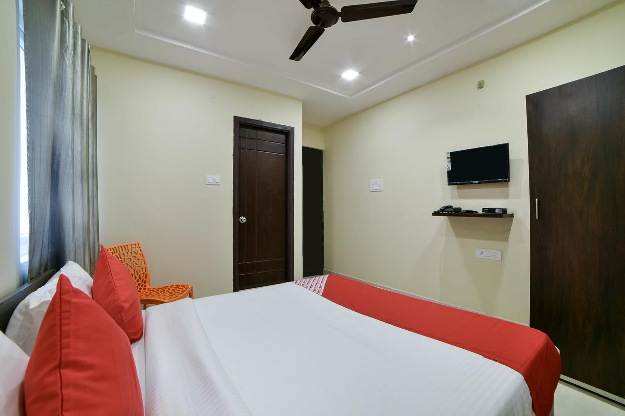 Hotel Oyo 16606 Iconic Living Hajdarabad Zewnętrze zdjęcie